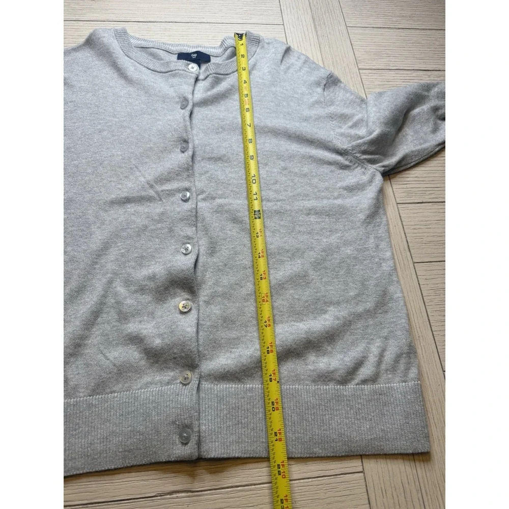 GAP cardigan sweater